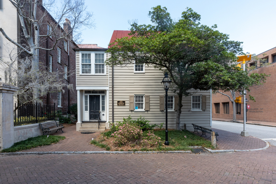 Martindale-Bell House